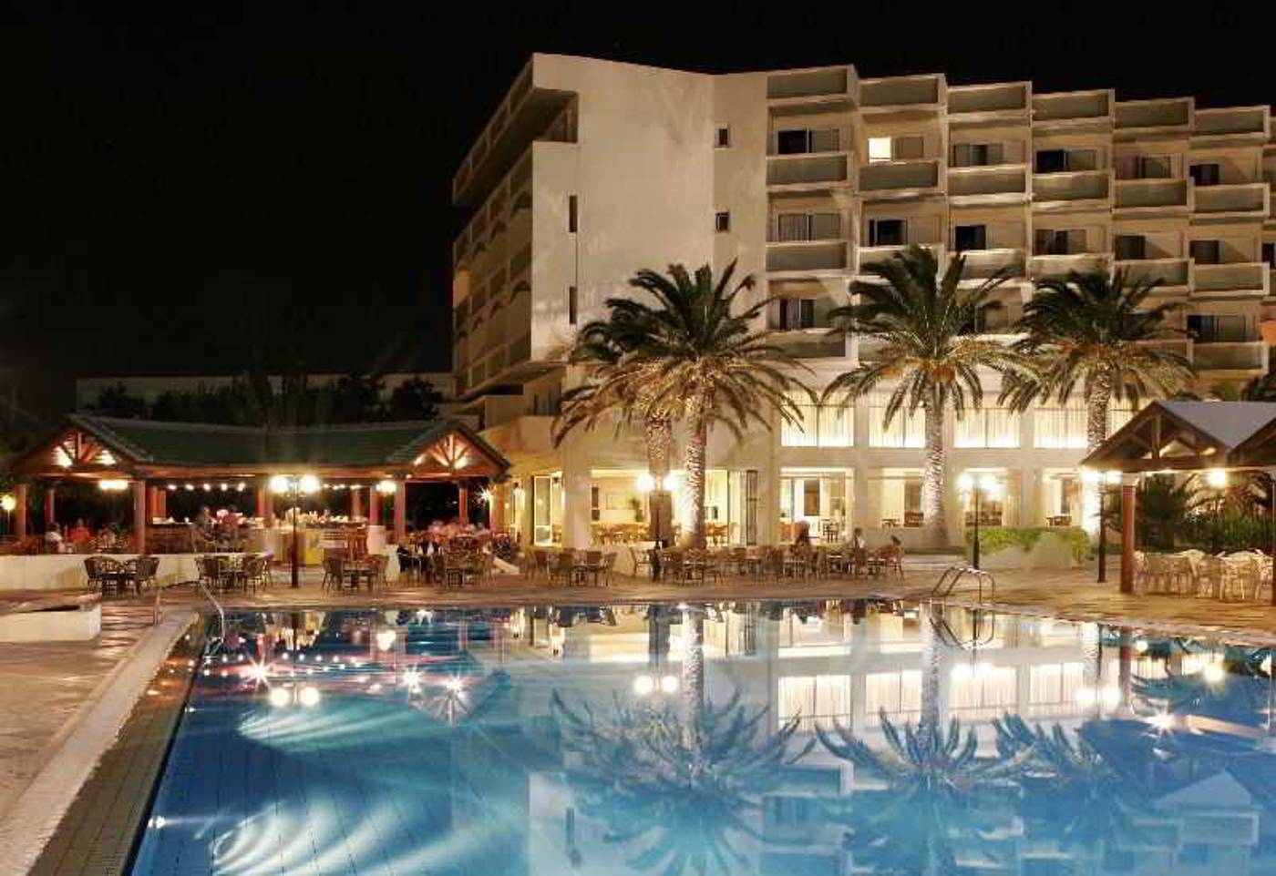 Apollo-Beach-Pool-6