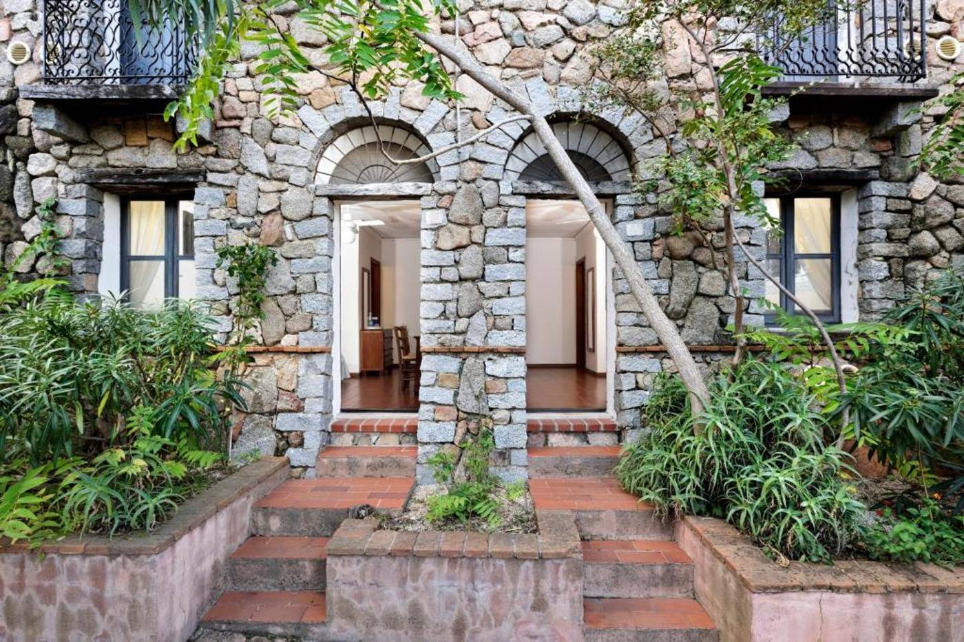 Arbatax-Park-Resort---Borgo-Cala-Moresca-Room-11