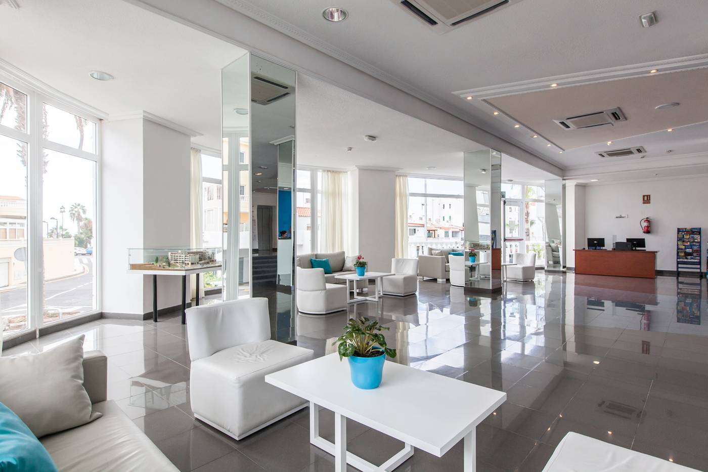 25.03.25 Lagos de Cesar