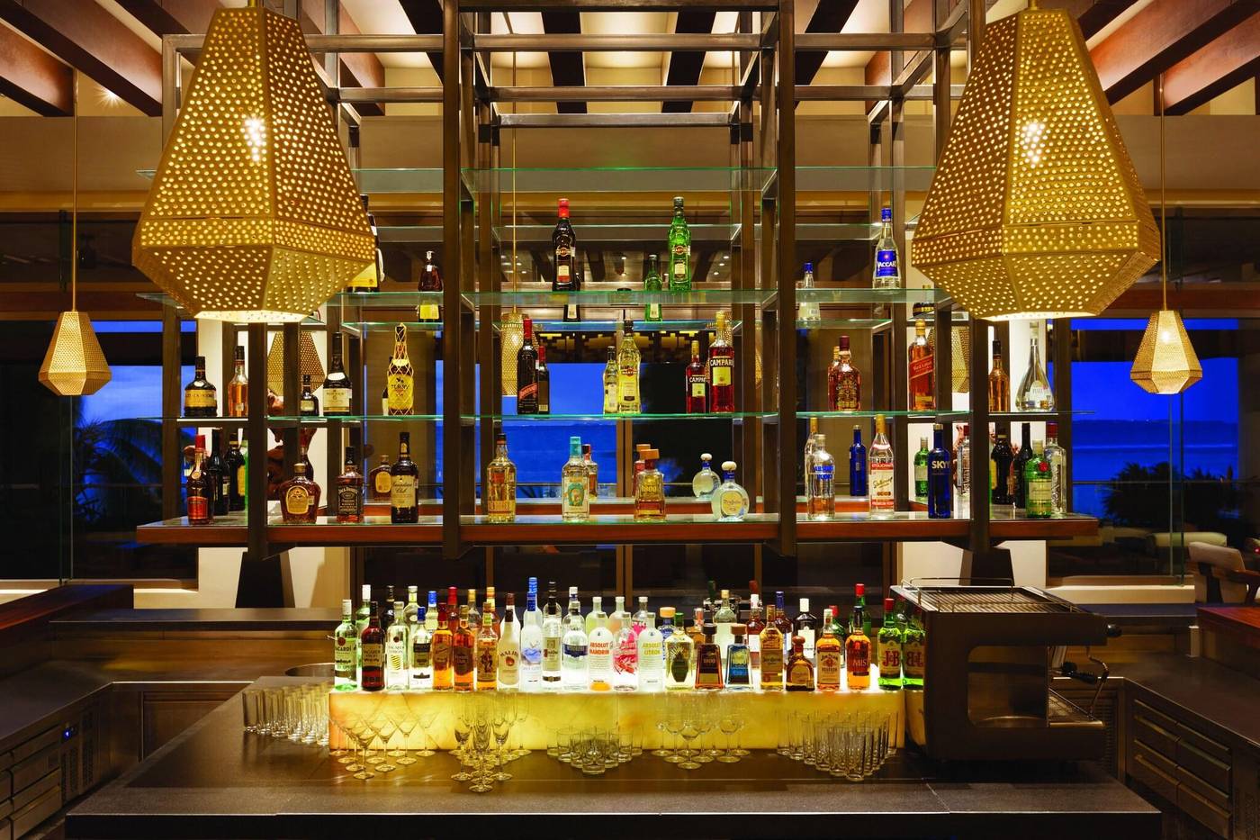 Hyatt-Ziva-Cancun-Bar-77