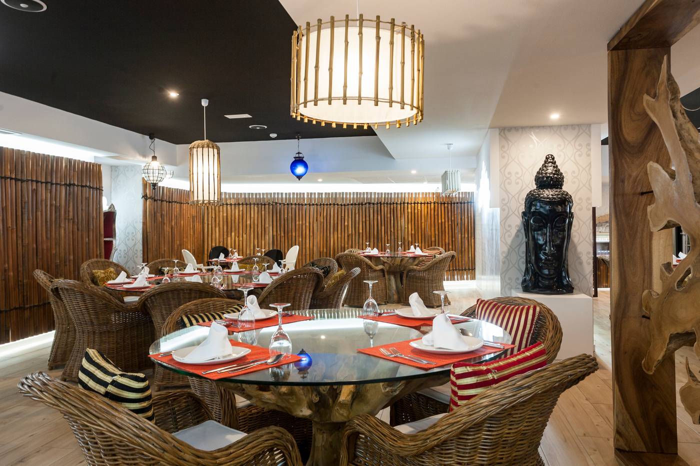 Sandos-Benidorm-Suites-Restaurant-38