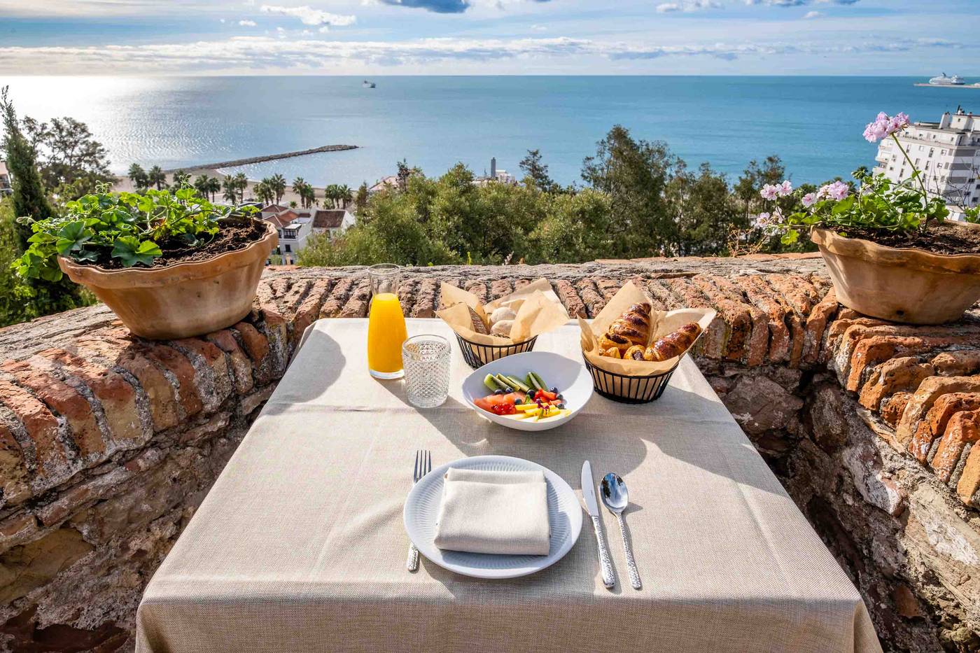 Soho-Boutique-Castillo-de-Santa-Catalina-Restaurant-57