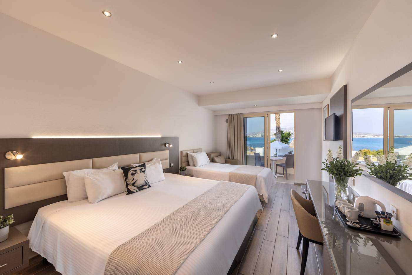 Queens-Bay-Hotel-Room-28