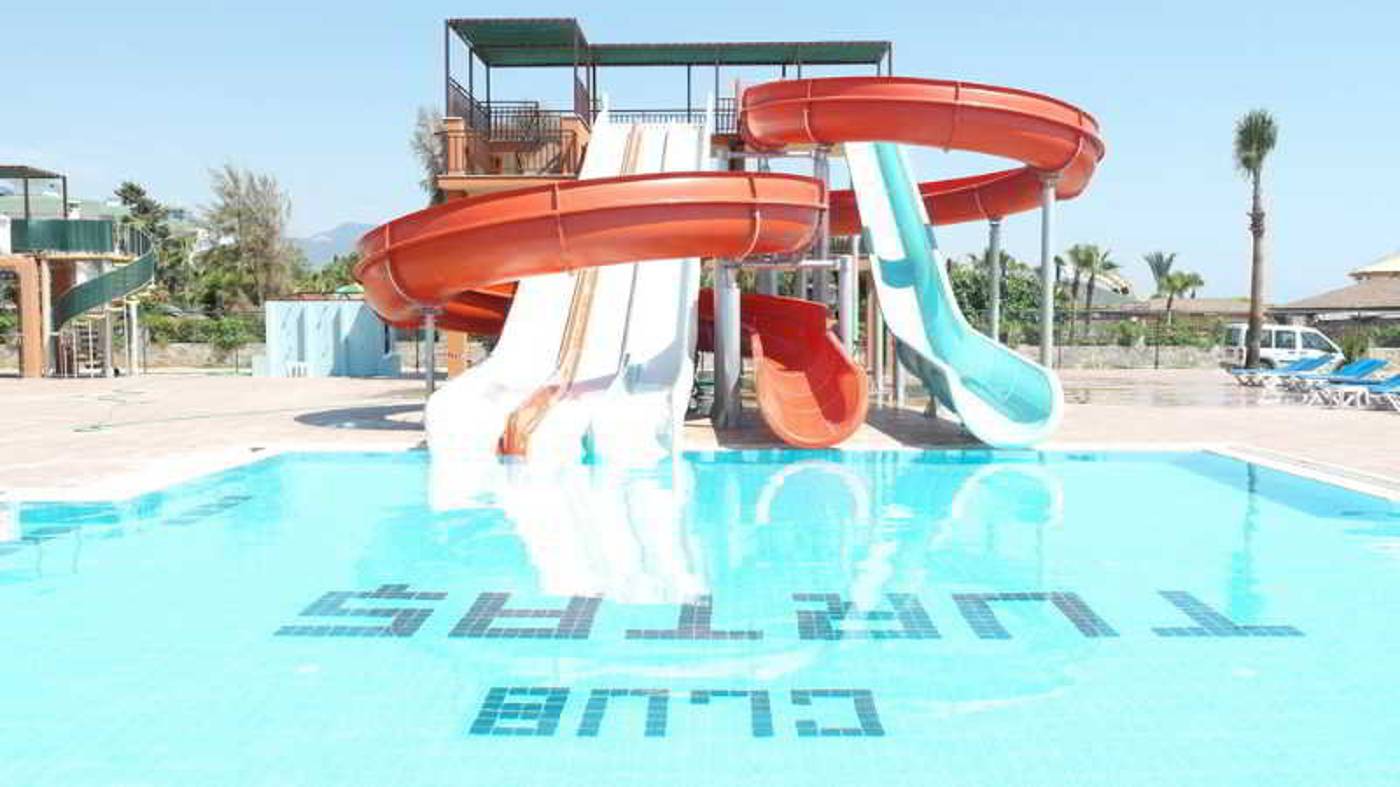 Club-Turtas-Beach-Hotel-Pool-14