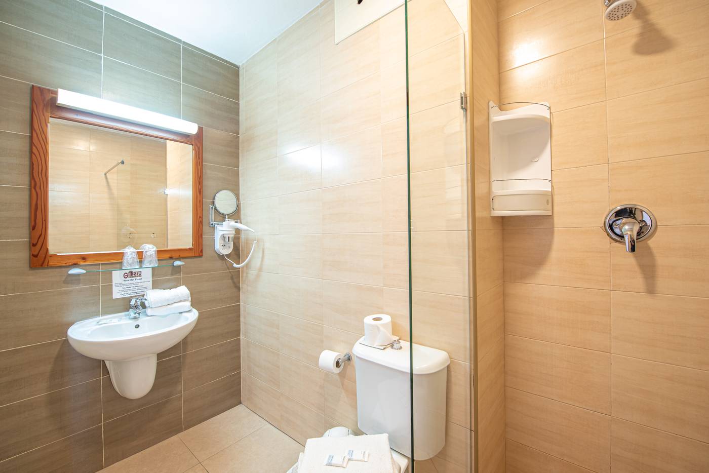 Gillieru-Harbour-Room-24