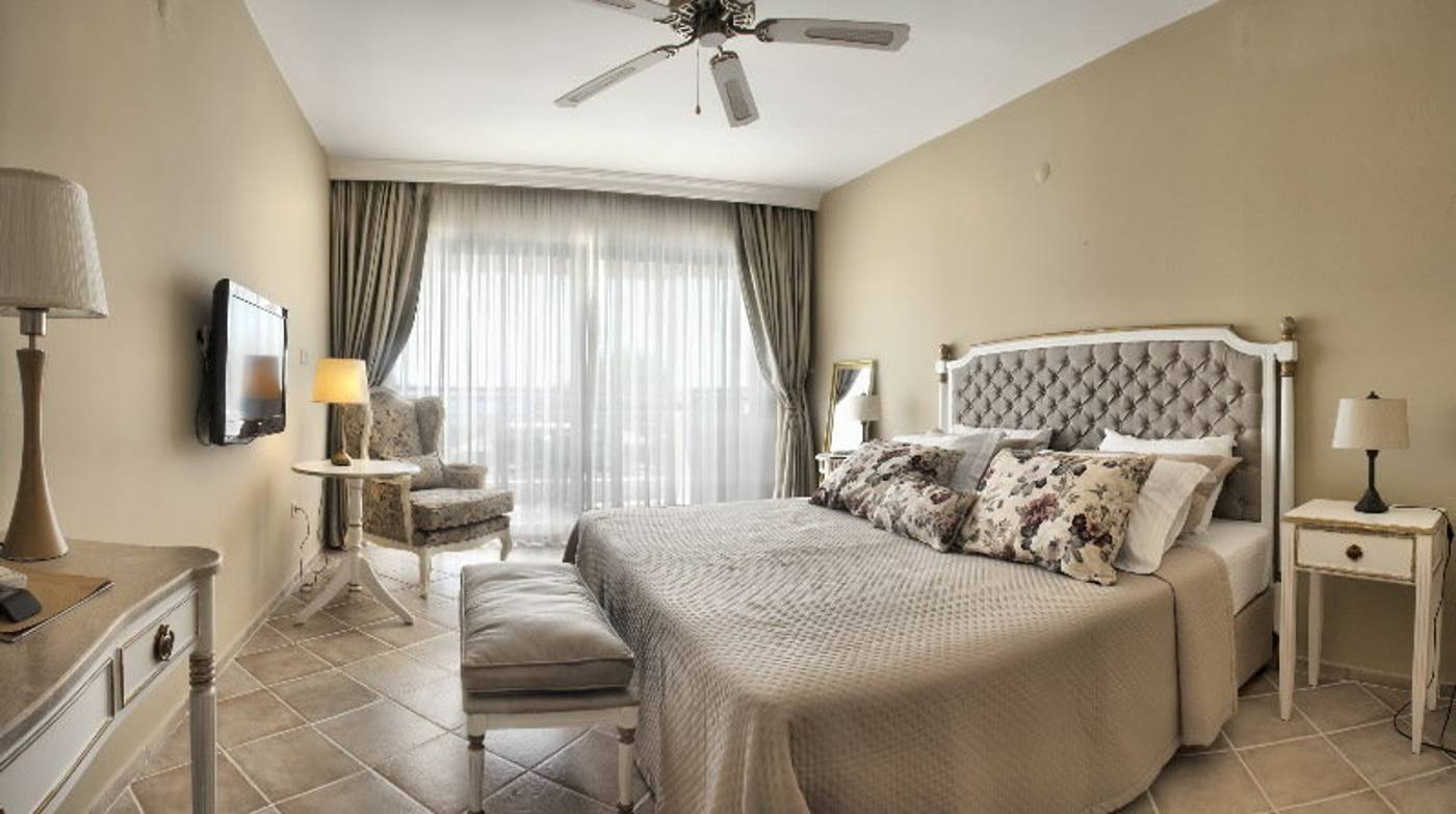 Carina-Hotel-Room-27