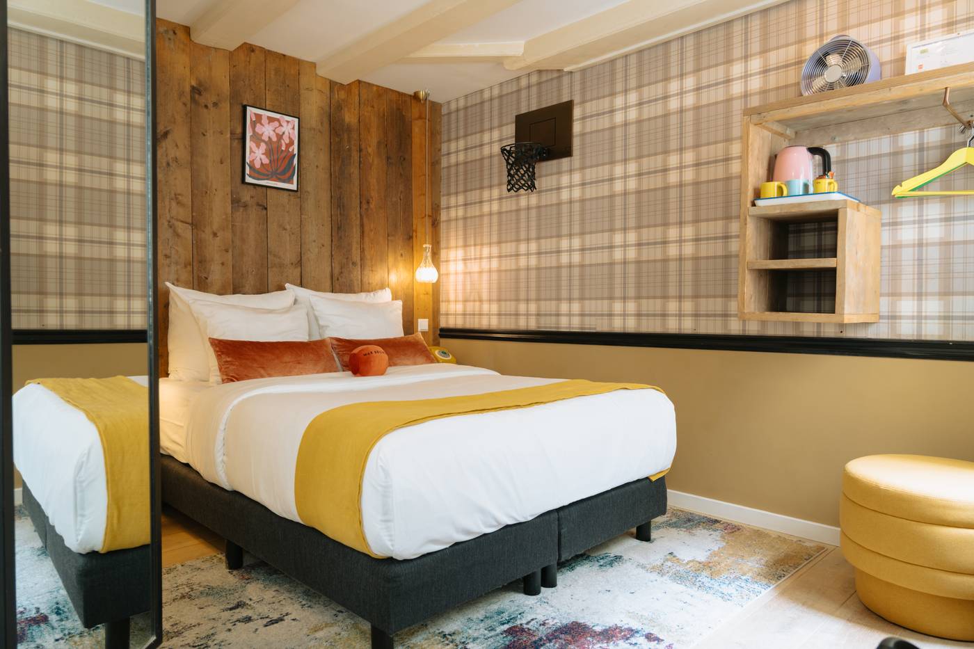 Max-Brown-Hotel-Canal-District--part-of-Sircle-Collection-Room-23