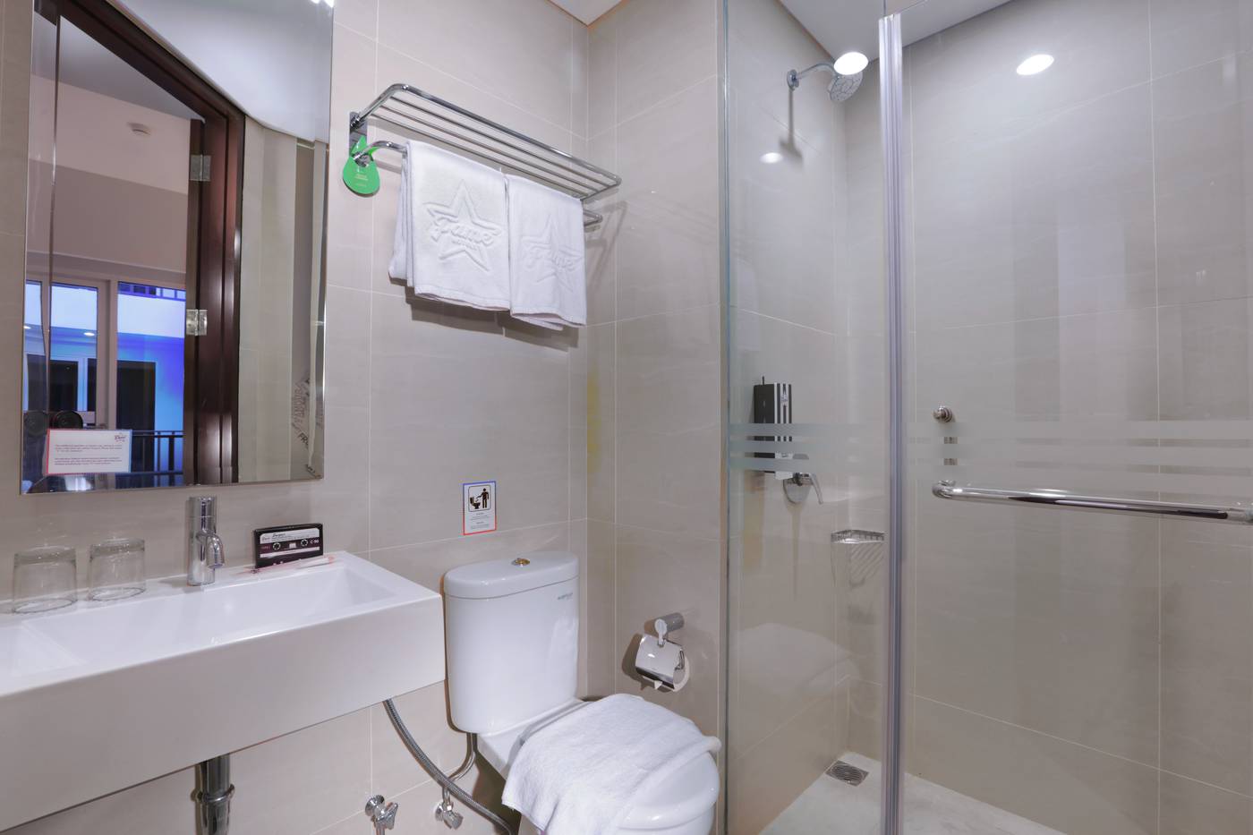 Fame Hotel Sunset Road Kuta Bali-Indonesia-Bali-Room-3