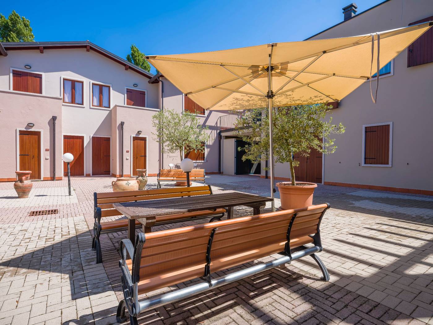 Residence Eden-Italy-Peschiera del Garda VR-General view-8