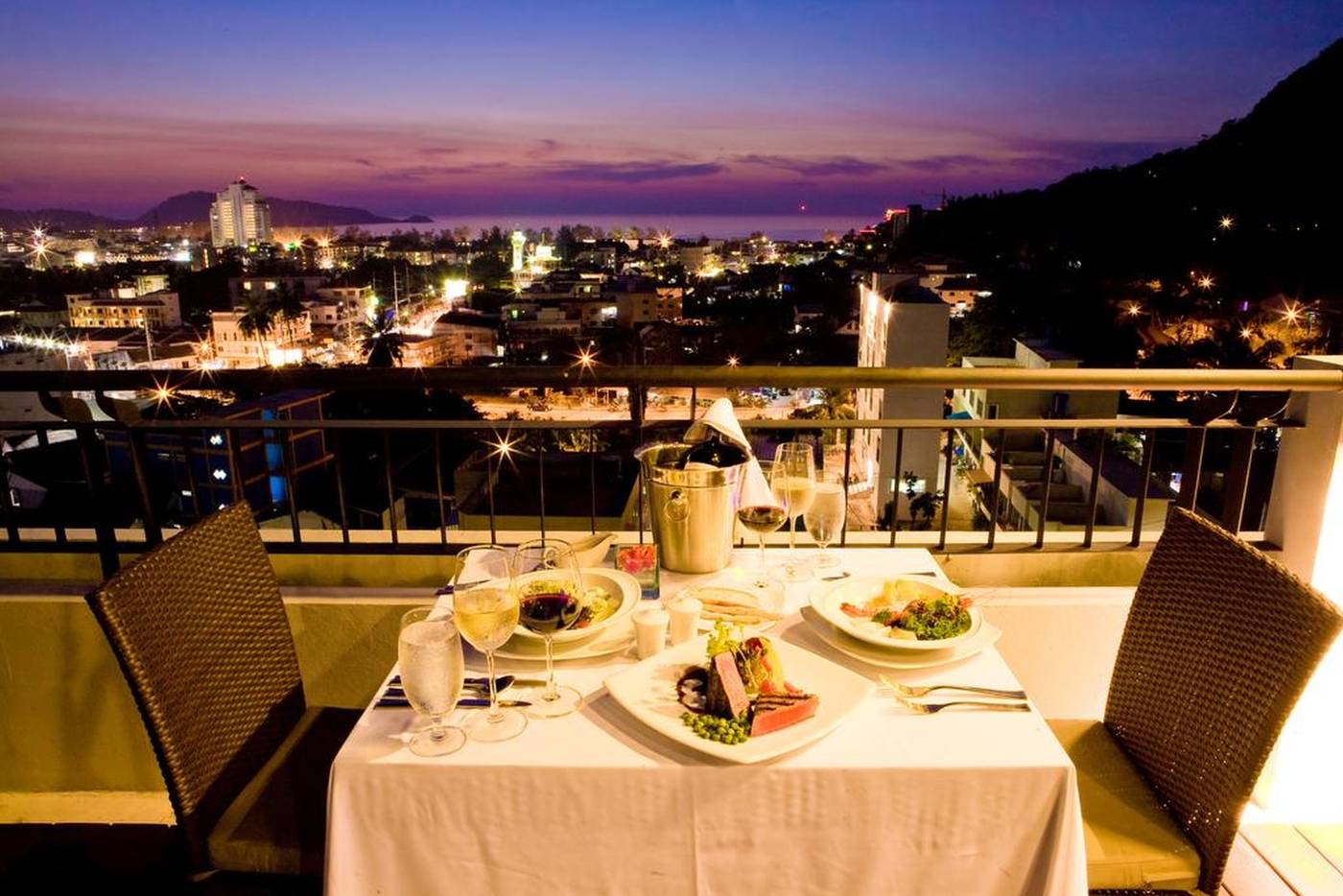 Casa-Del-M-Restaurant-8