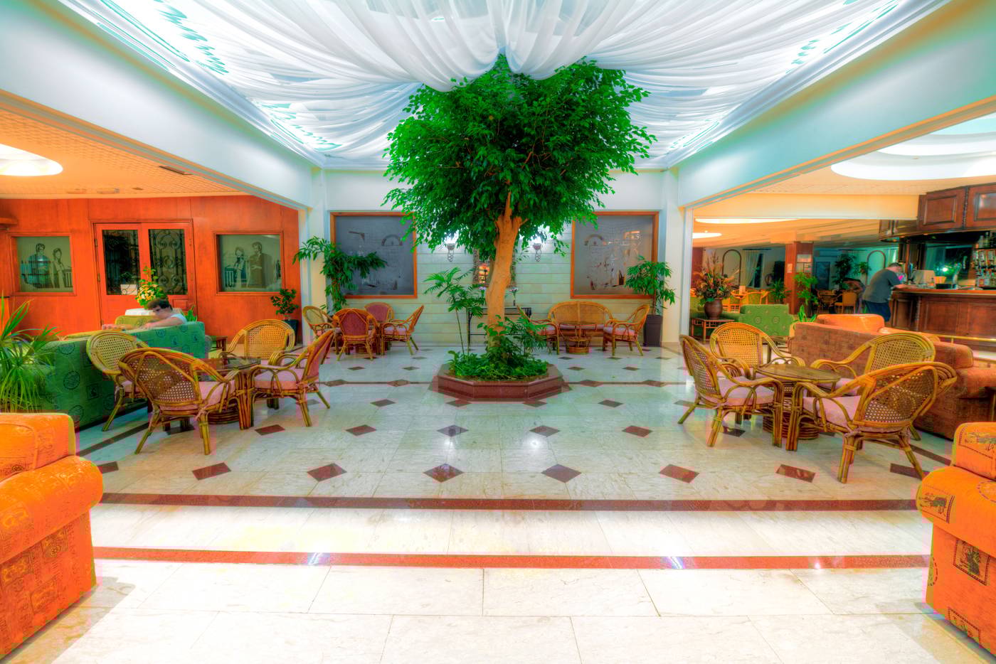 Avlida-Lobby-50