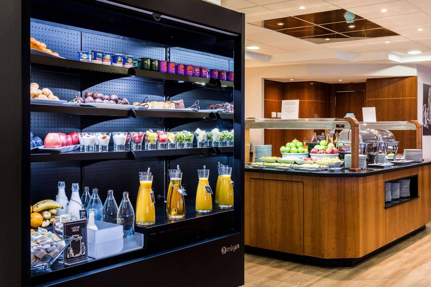 Hotel-Madrid-Centro-Affiliated-by-Melia-Restaurant-25