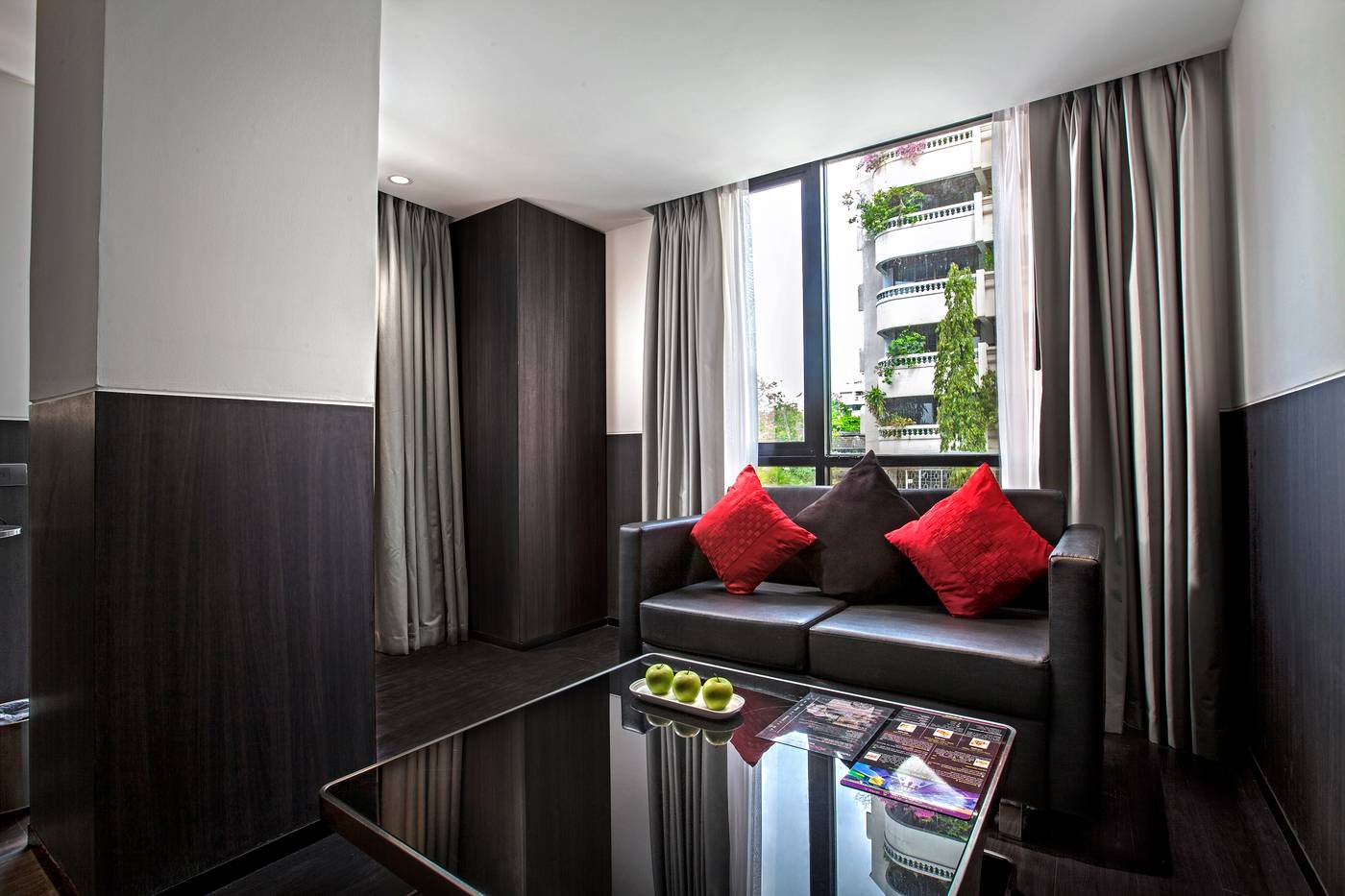 Galleria-12-Sukhumvit-Bangkok-by-Compass-Hospitali-Room-7