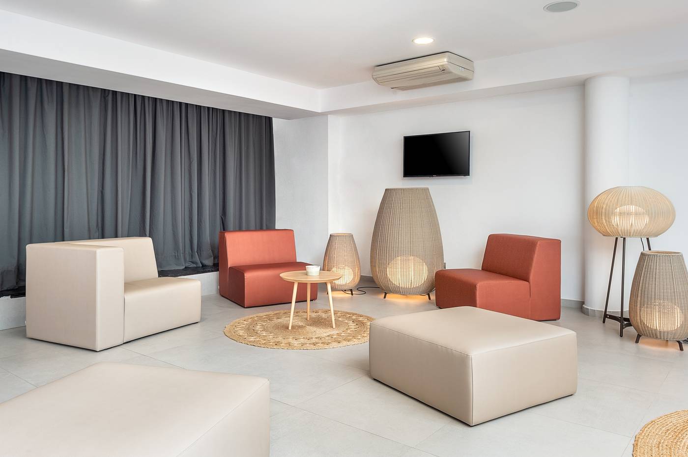 Playasol-Mare-Nostrum-Lobby-38