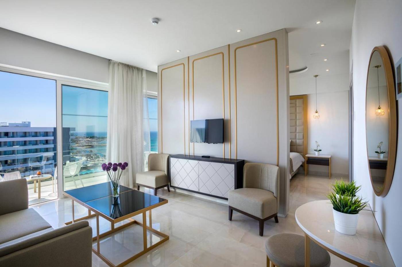 Tsokkos-Constantinos-The-Great-Beach-Hotel-Room-6