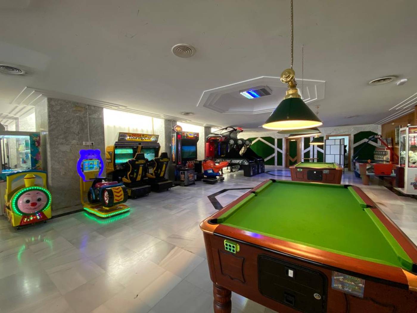 Select-Benal-Beach-Sports-and-Entertainment-24