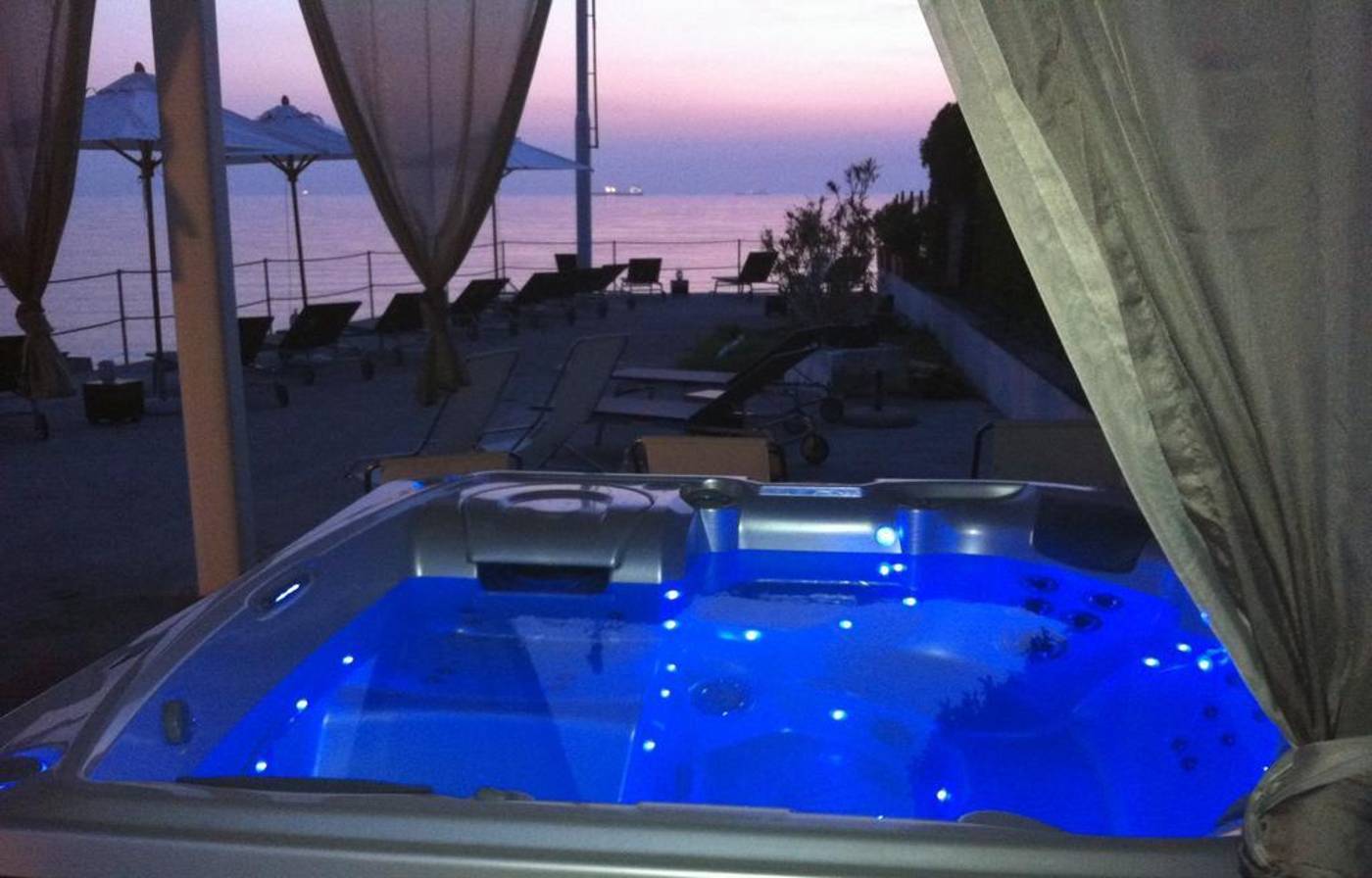 Tre Merli Beach Hotel-Italy-TRIESTE -General view-8