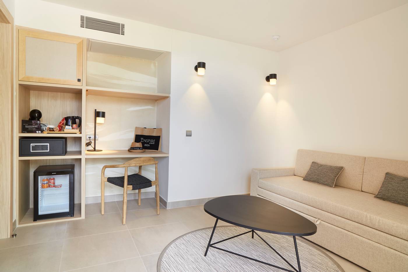 Invisa-Figueral-Resort---Cala-Blanca-Room-38