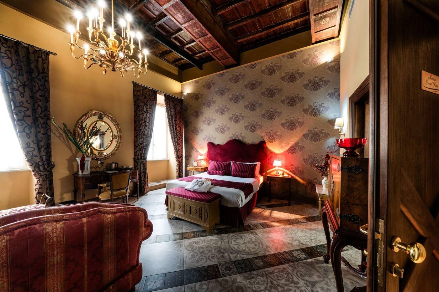 Navona-Grand-Suite-Room-17