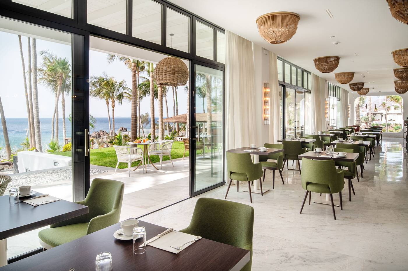 Hotel-Fariones-Restaurant-58