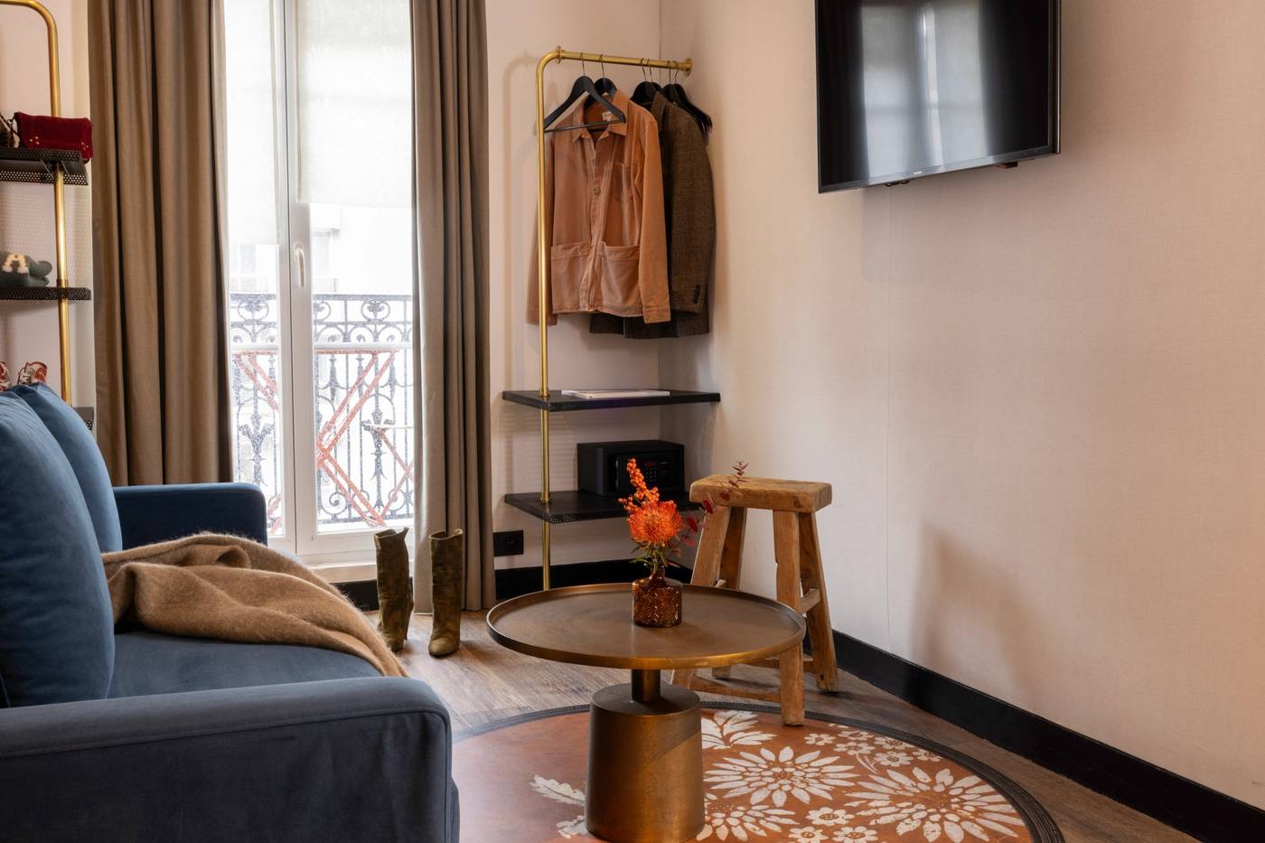 Maxim-Quartier-Latin-Room-45