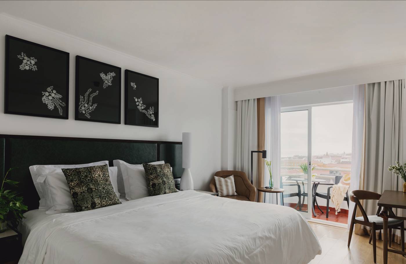 Ponta-Delgada-Room-17