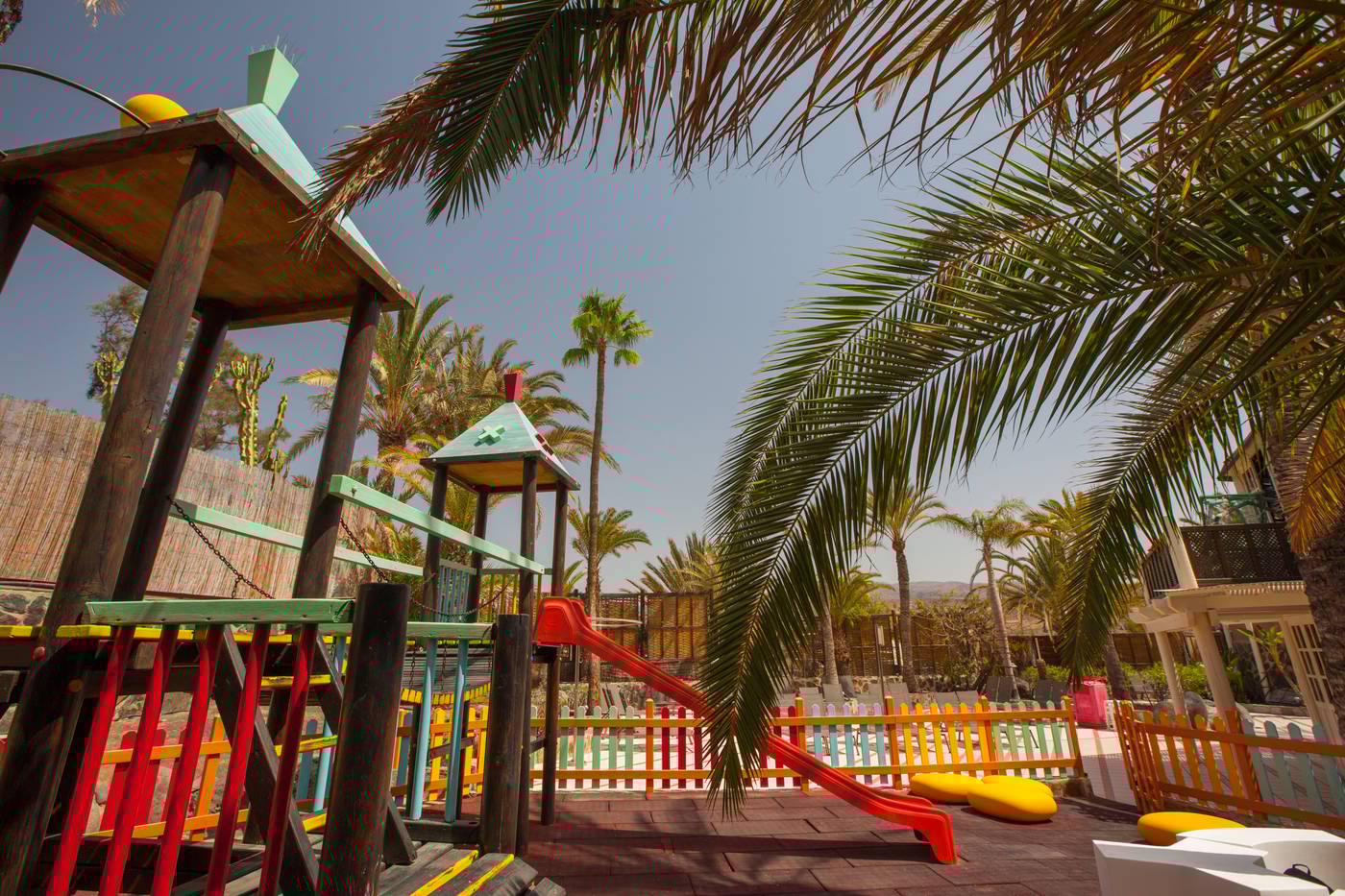 Abora-Continental-by-Lopesan-Hotels-Sports-and-Entertainment-42