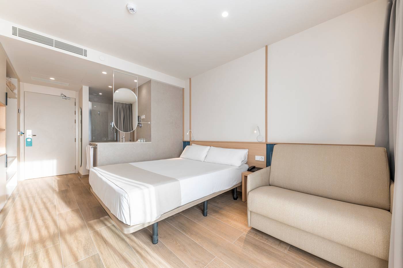 Port-Alicante--Playa-de-San-Juan-Room-22