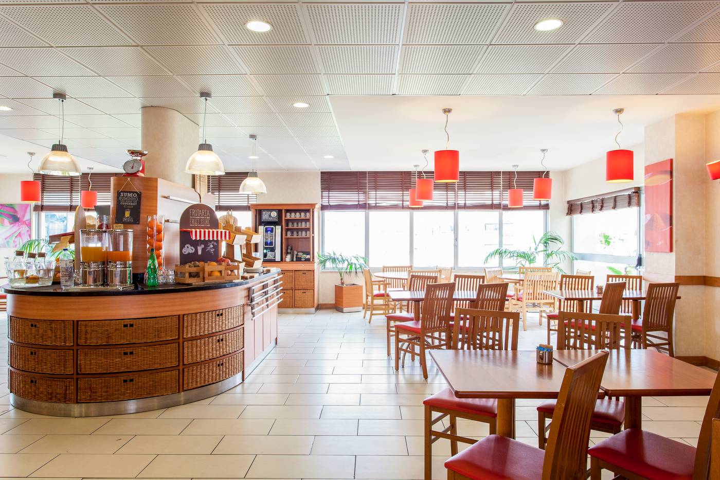 Ibis-Lisboa-Jose-Malhoa-Restaurant-16