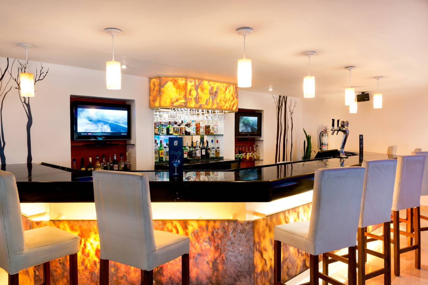 Flamingo-Cancun-Resort-Bar-48