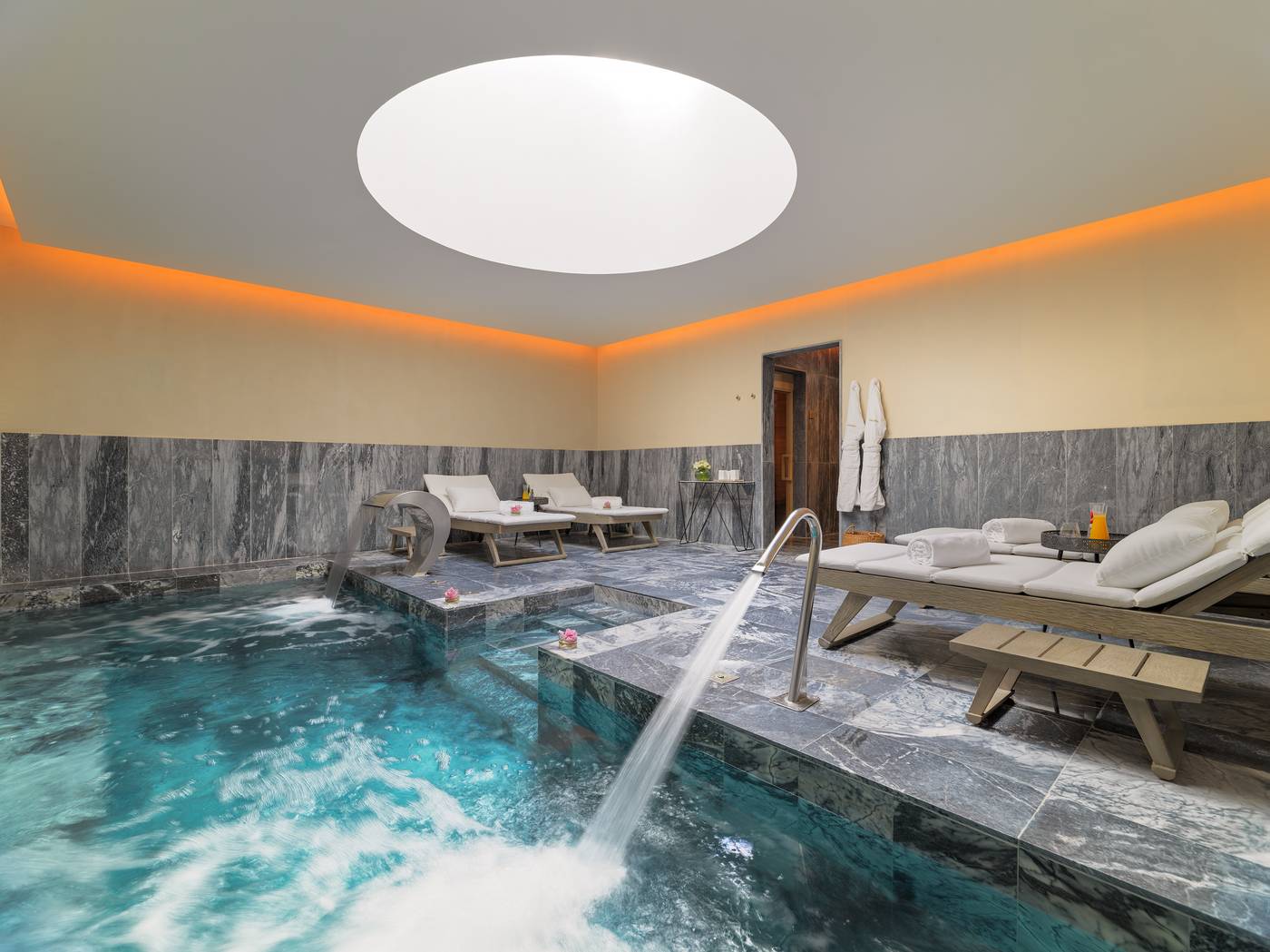 The-One-Palacio-Da-Anunciada-Pool-73