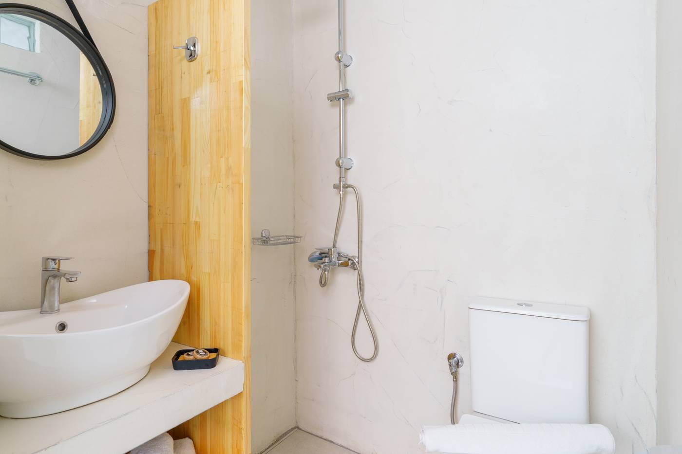 Penelope-Village-Room-45