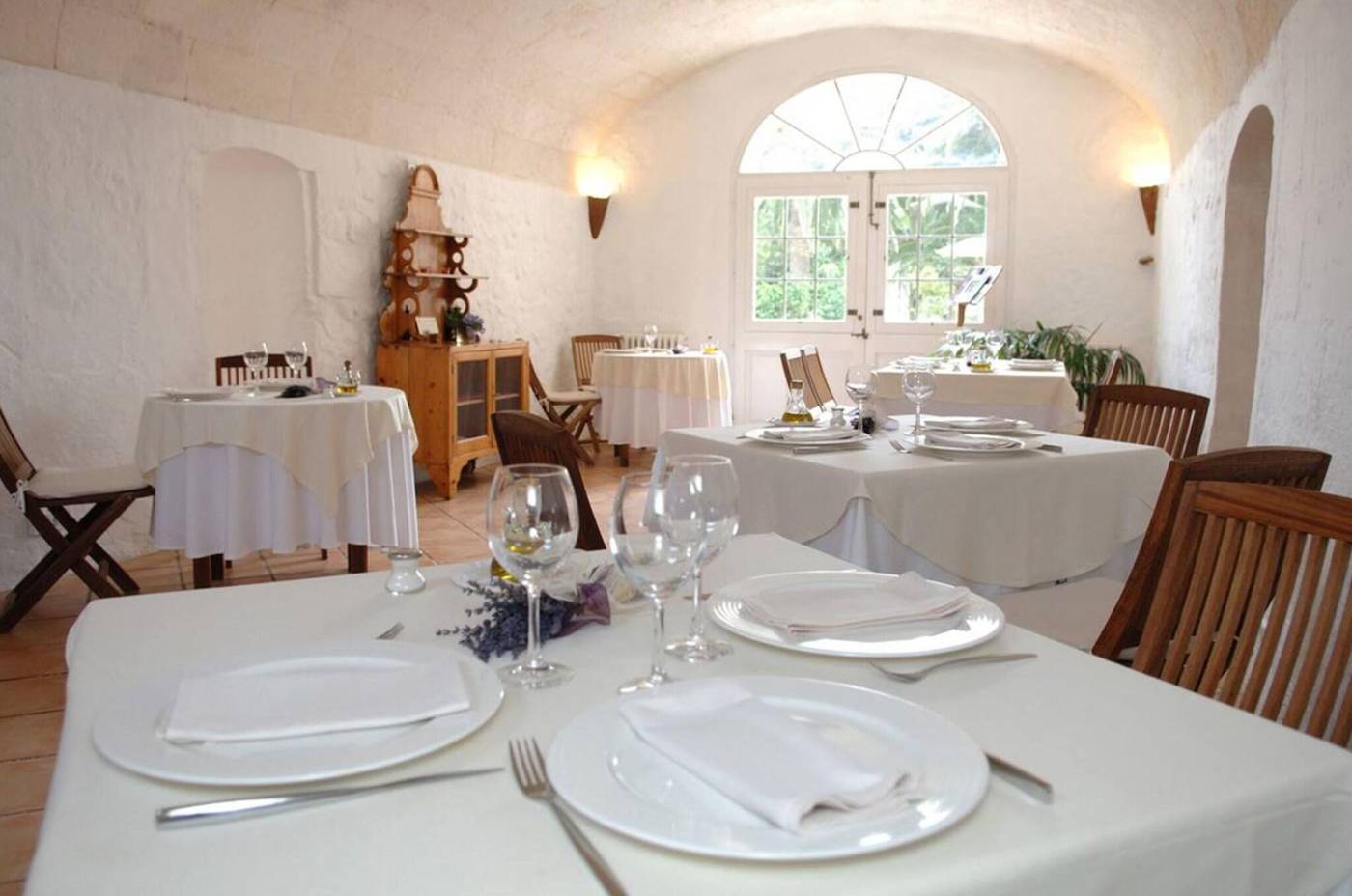 Alcaufar-Vell-Hotel---Restaurant-Conferences-45