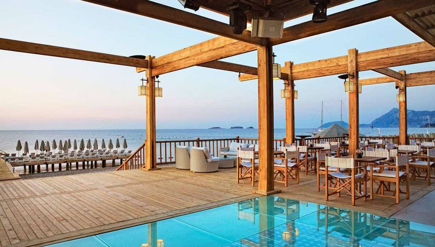 Marti-Myra-Terrace-12