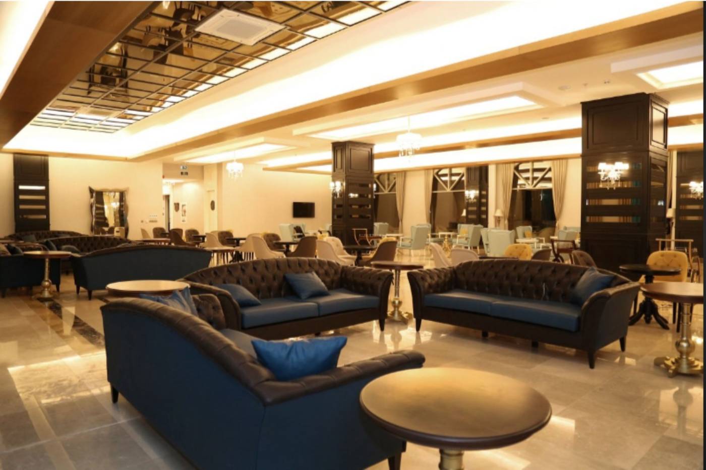 Jadore-Deluxe-Hotel---Spa-Bar-47