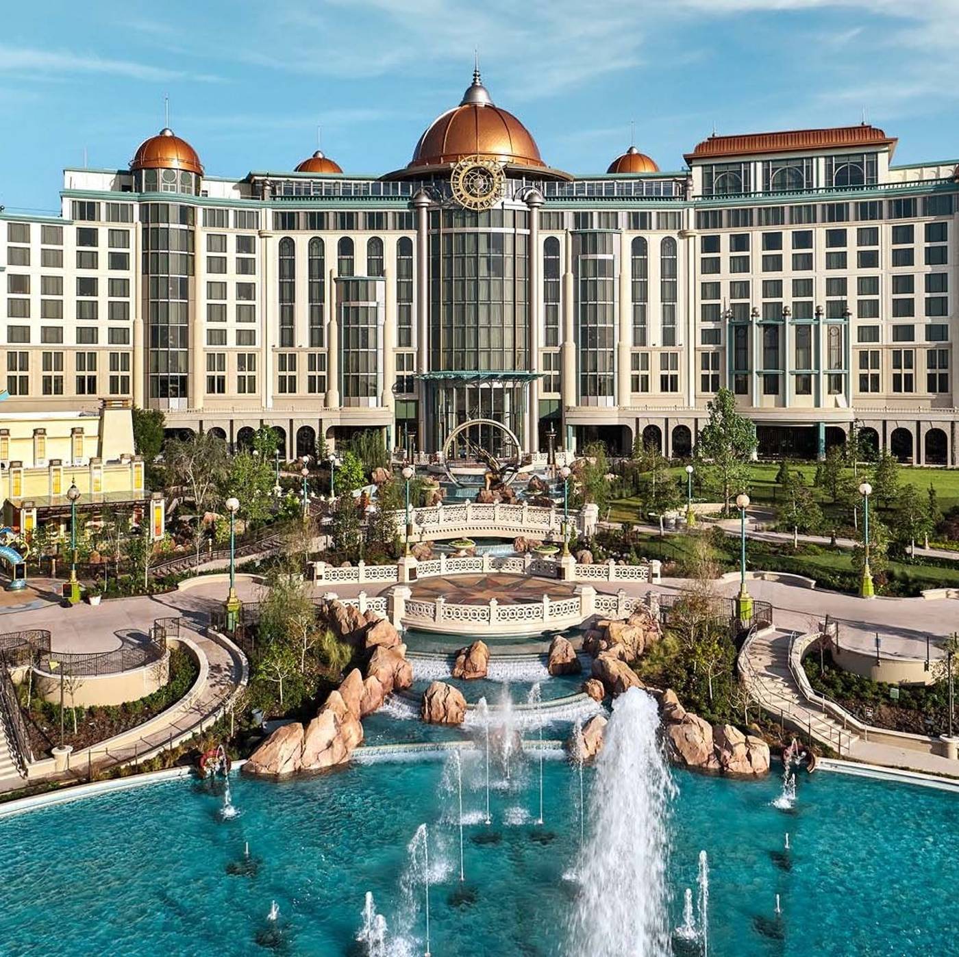 Universal Helios Grand Hotel