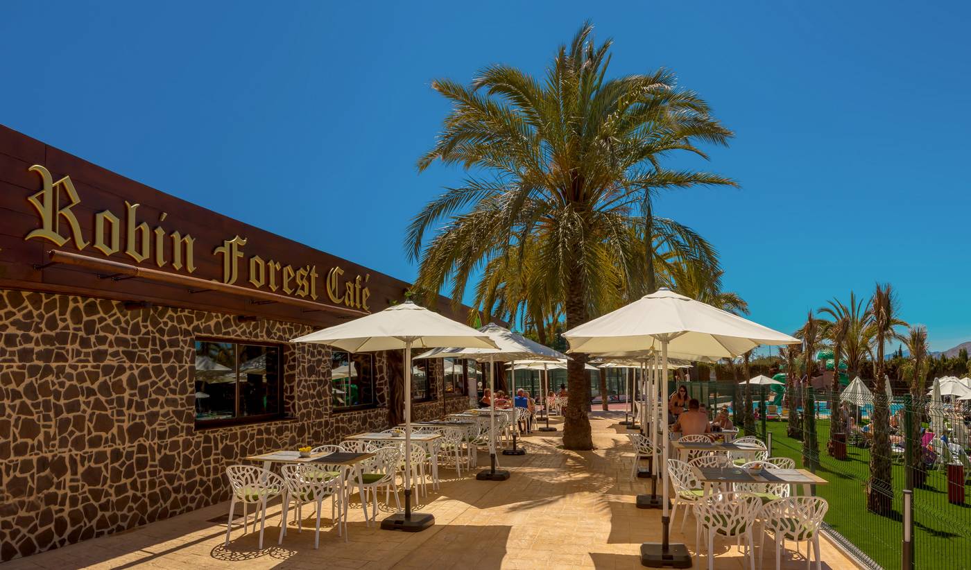 Magic-Robin-Hood-Terrace-11