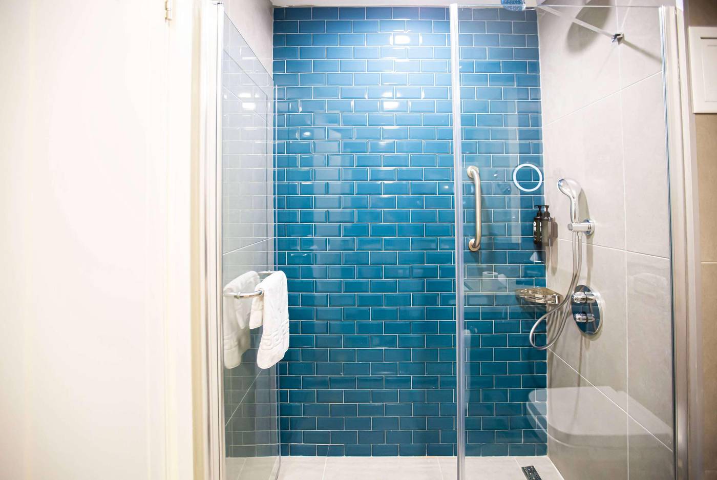 Ramada-Plaza-By-Wyndham-Istanbul-Sultanahmet-Room-77