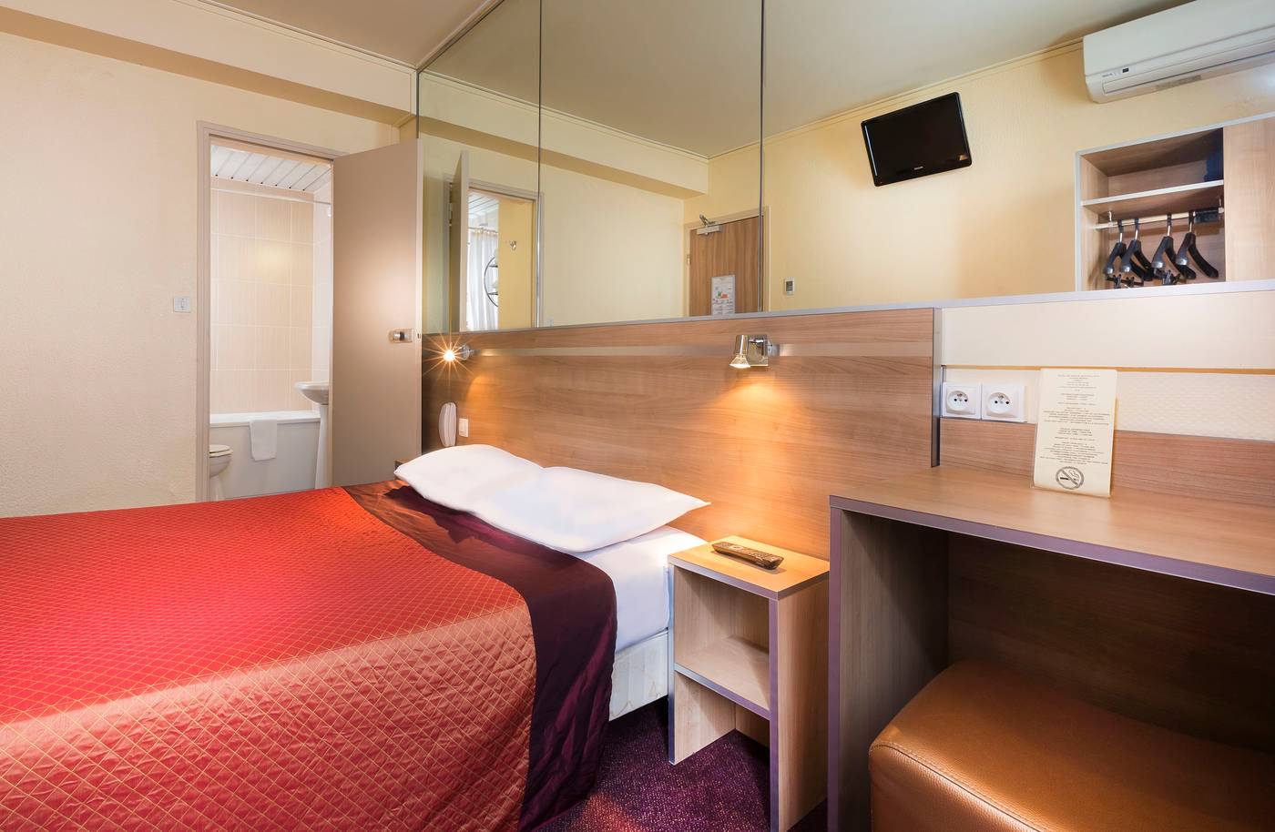 France-Quartier-Latin-Room-4