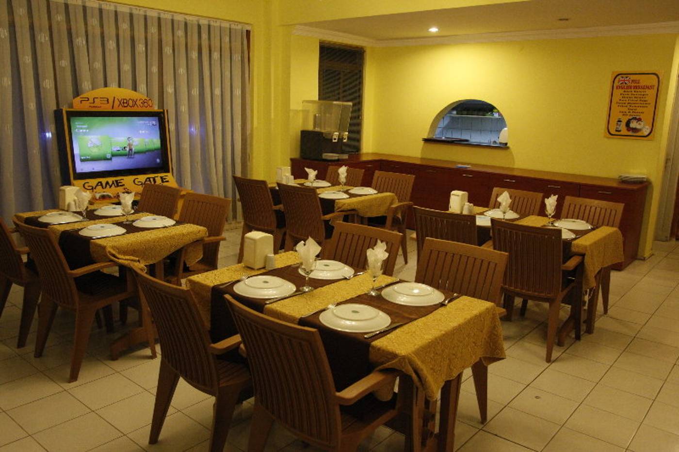 Swans-1-Hotel-Restaurant-12