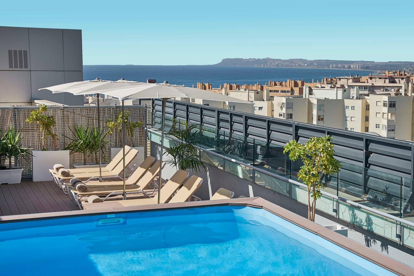 NH-Alicante-Pool-4