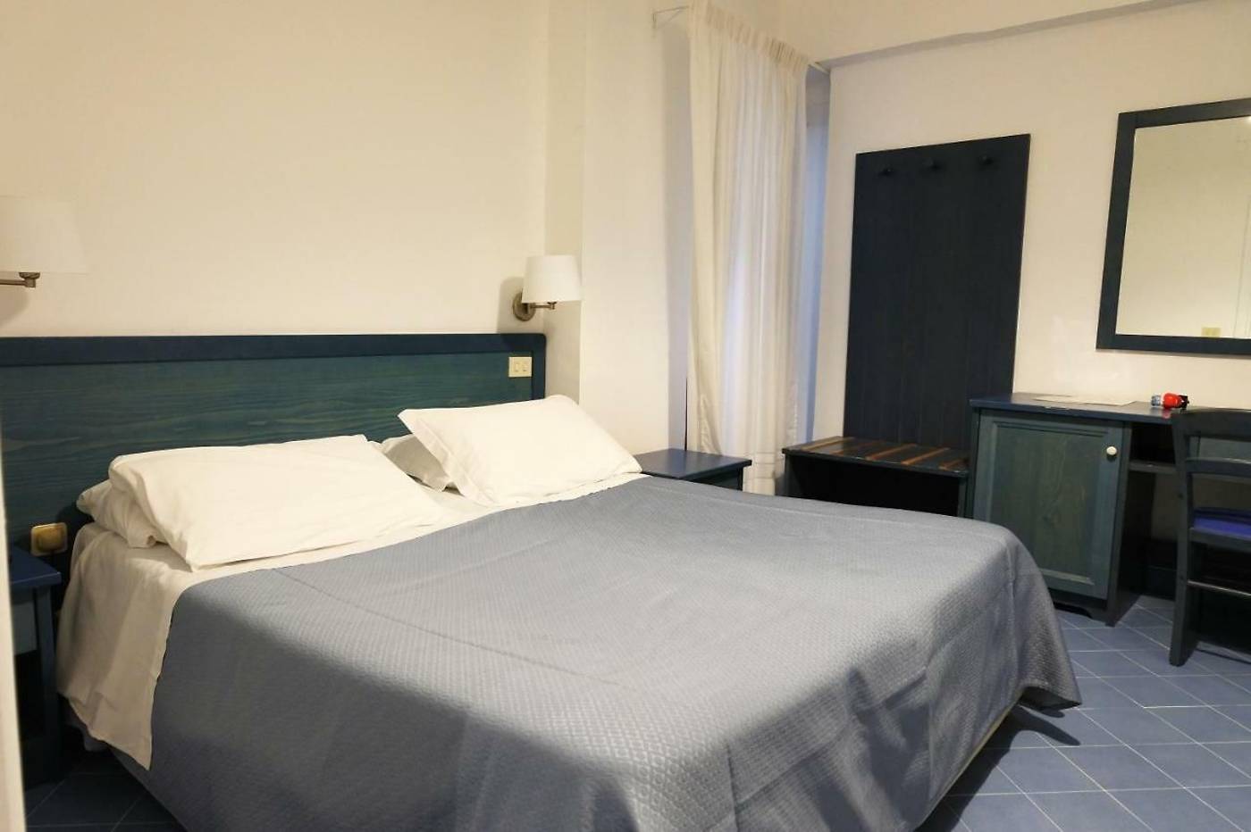 Baia-Di-Puolo-Room-9