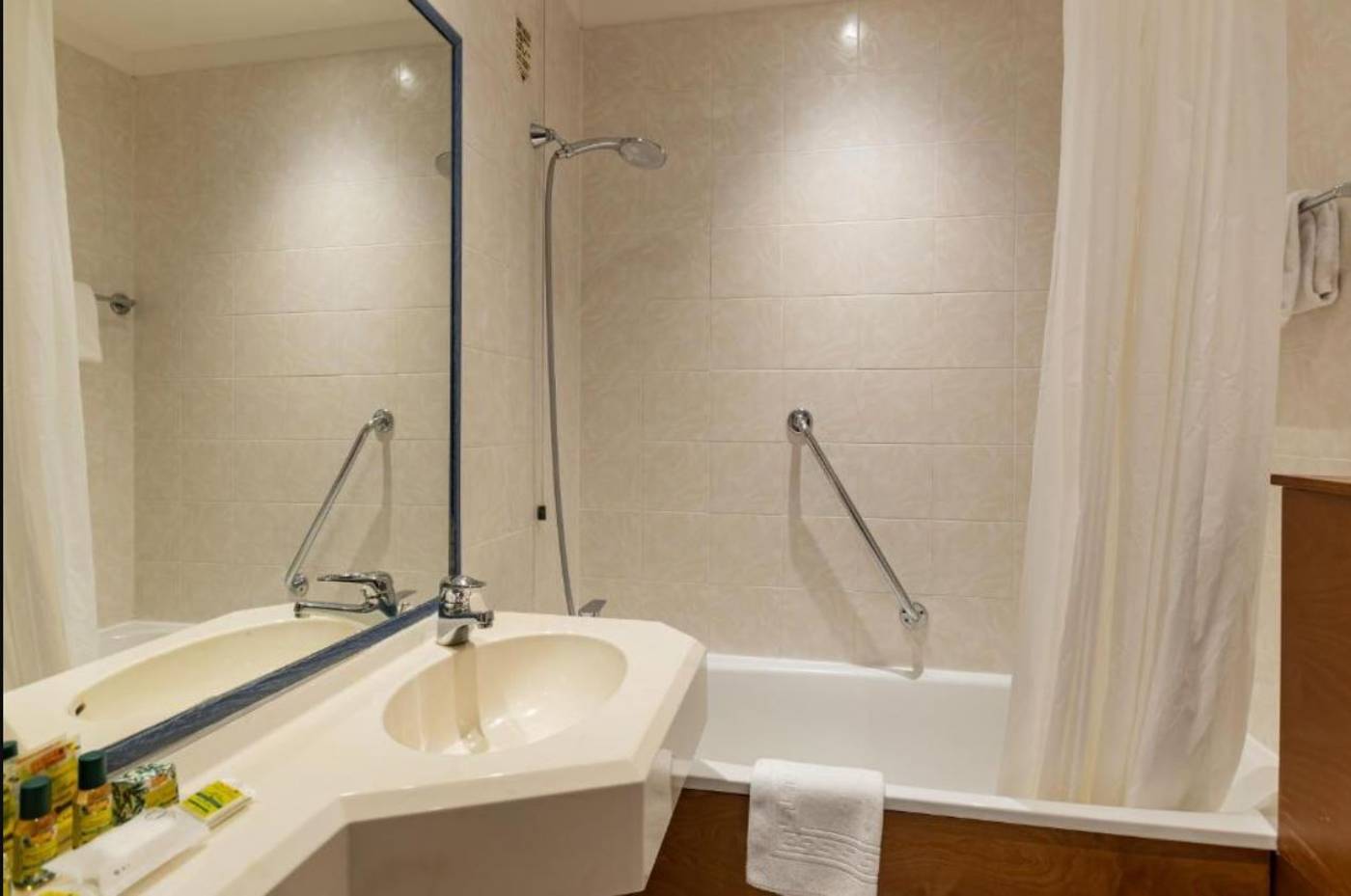 Pitti-Palace-al-Ponte-Vecchio-Room-29