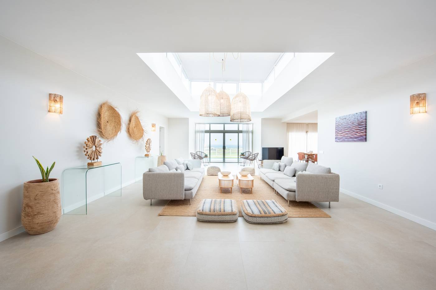 11.06.25 EREZA The White Homes