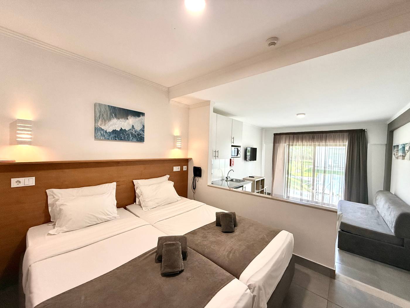 Bayside-Salgados-Room-8