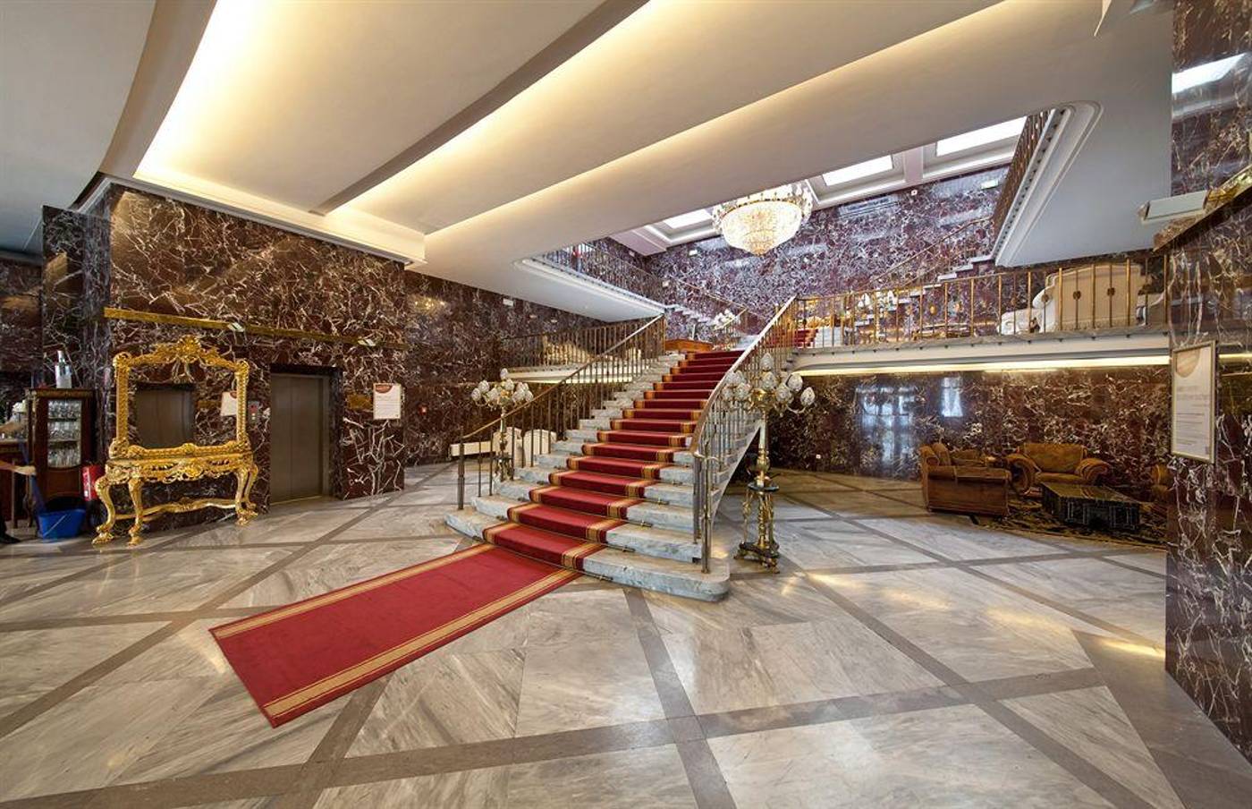 Hotel Unique Dortmund Hauptbahnhof-Germany-DORTMUND-Lobby-10