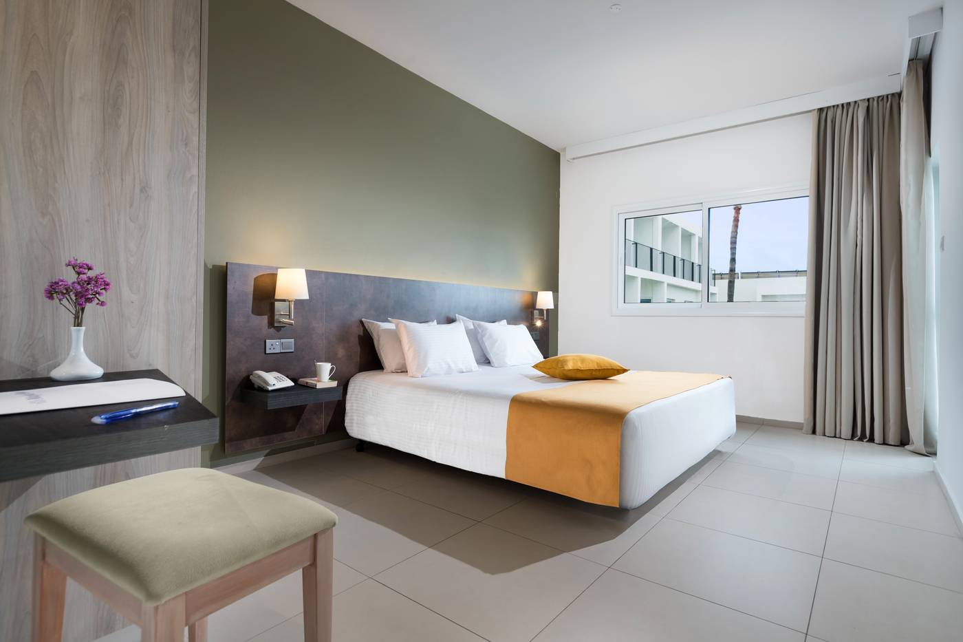 Mayfair Gardens & Hotel