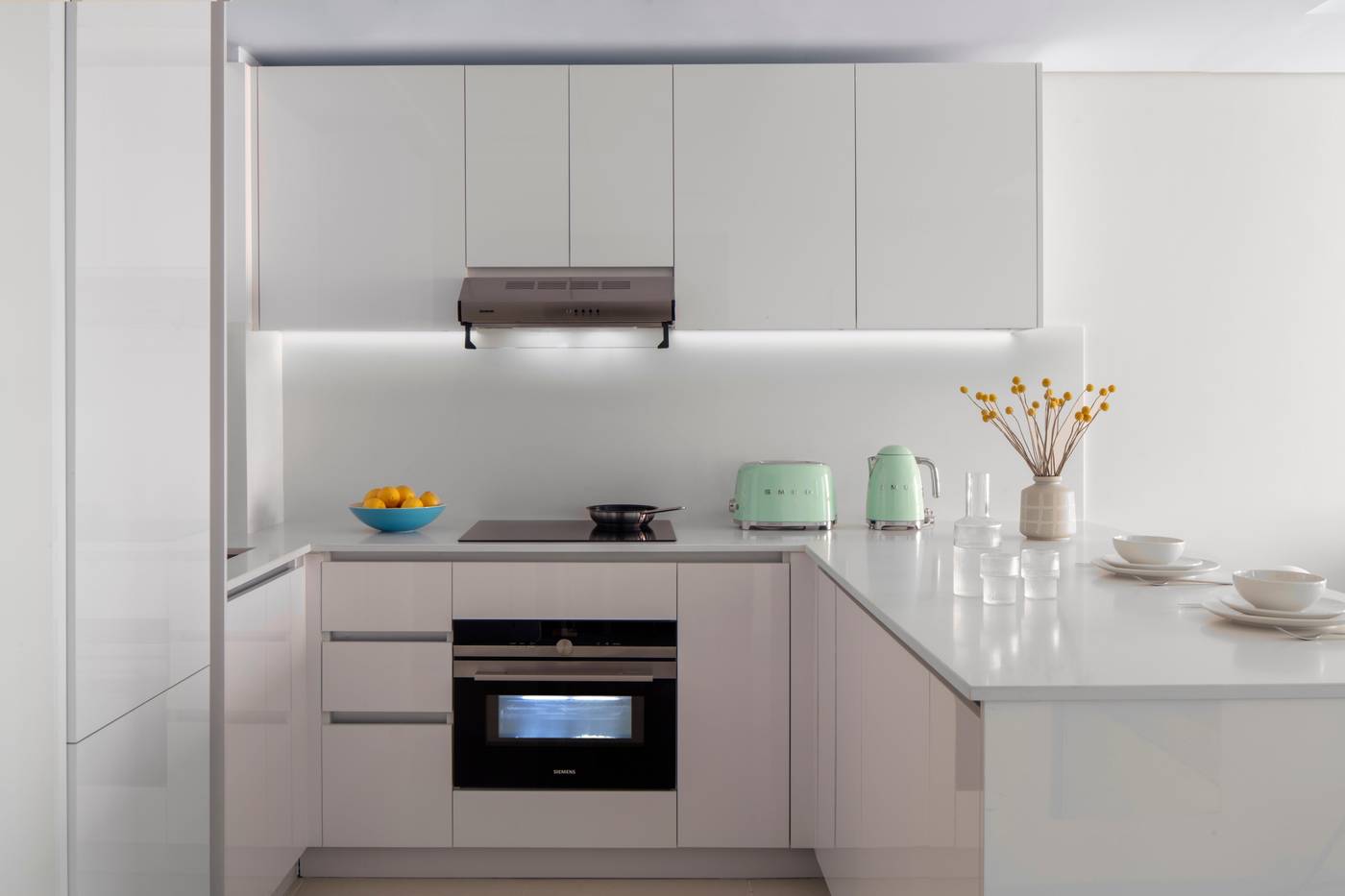 Staybridge-Suites-Dubai-Internet-City-Room-26