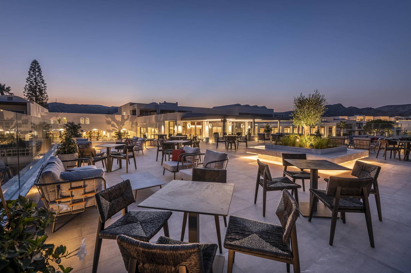 Lakitira-Resort-Restaurant-11