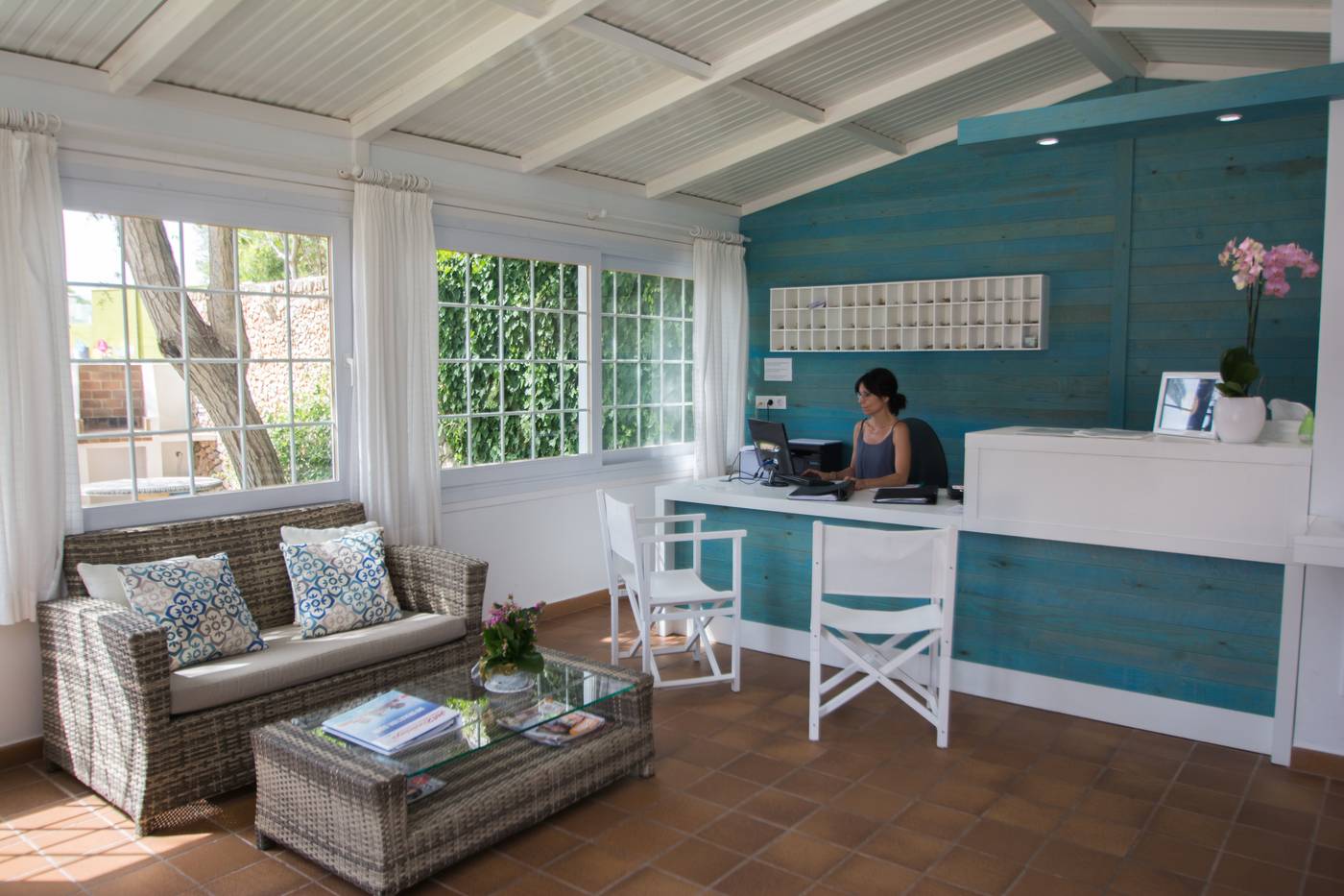 Galdana-Gardens-Apartments-Lobby-40